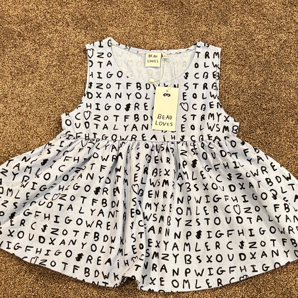 Beau Loves Alphabet Print top